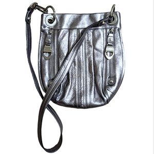 B.Makowsky 100% Leather Silver Metallic Crossbody Bag Animal Print Interior